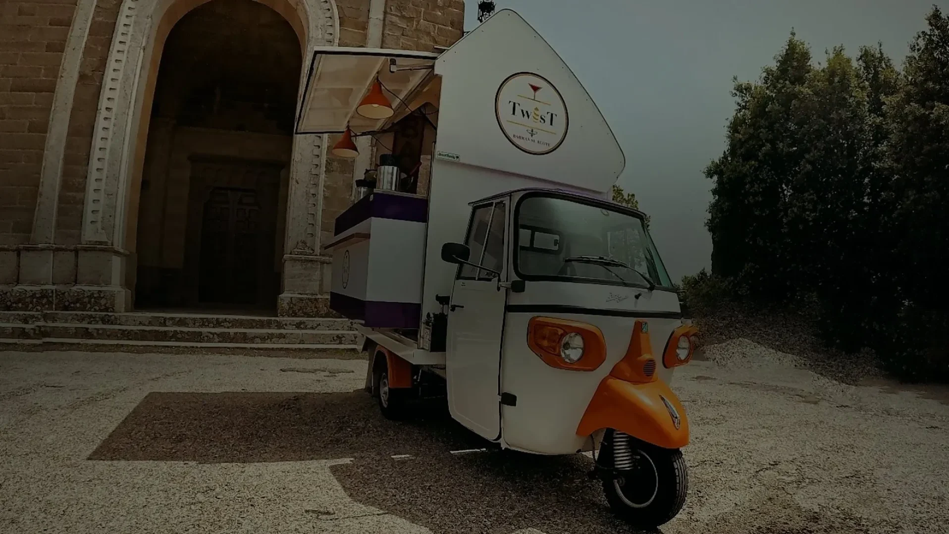 Twist Ape Cocktail Truck Hero Scaled