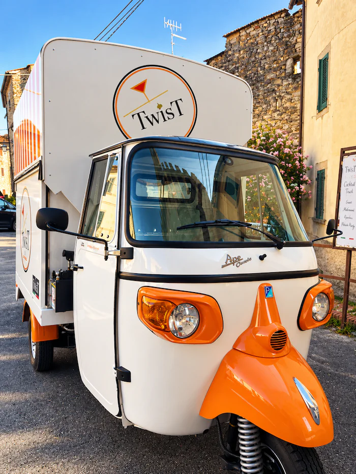 Ape TwisT Cocktail Truck tra i Borghi Italiani Ape TwisT Cocktail Truck Tra I Borghi Italiani